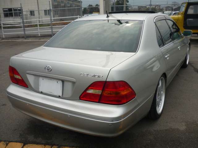 2001 Toyota Celsior – thumbnail 2