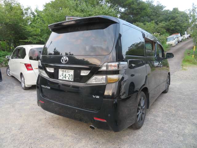 2008 Toyota Vellfire – thumbnail 3