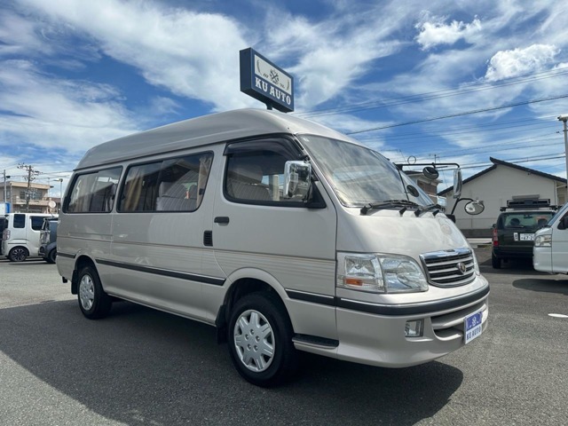 2003 Toyota Hiace