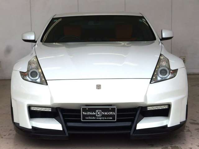 2009 Nissan Fairlady Z – thumbnail 2
