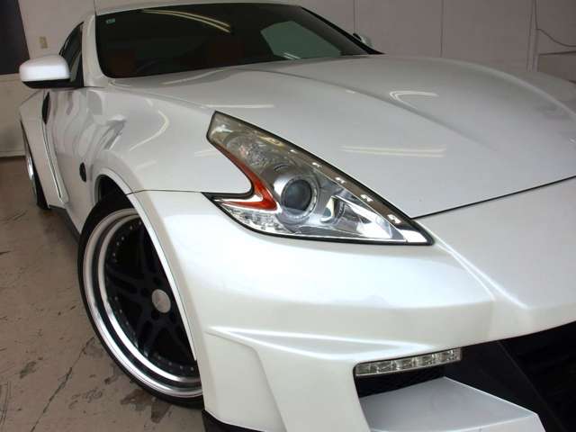 2009 Nissan Fairlady Z – thumbnail 4