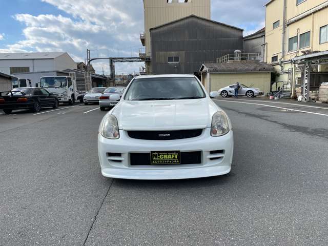 2004 Nissan Skyline – thumbnail 2