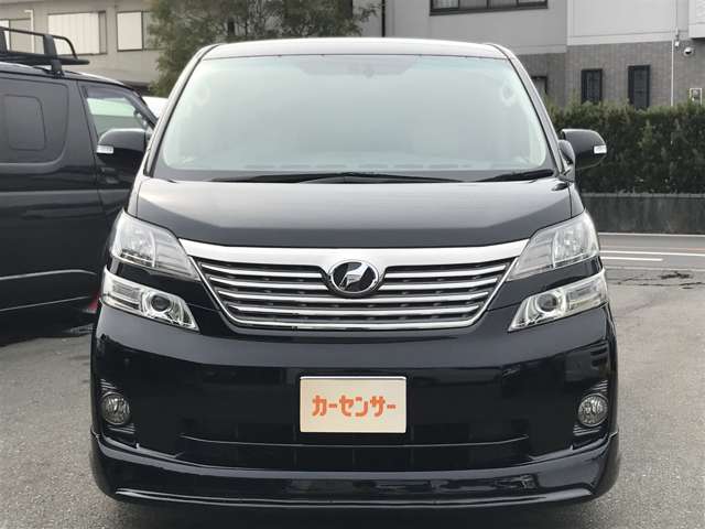 2010 Toyota Vellfire – thumbnail 2