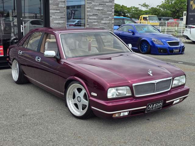 1992 Nissan Cima – thumbnail 3