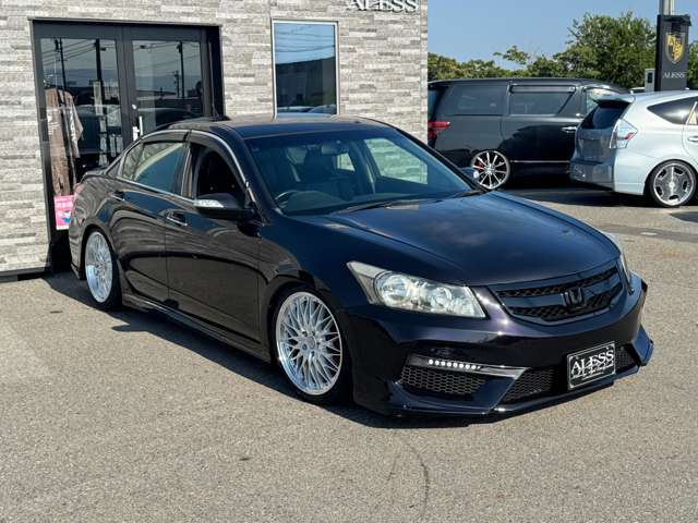 2008 Honda Inspire – thumbnail 3