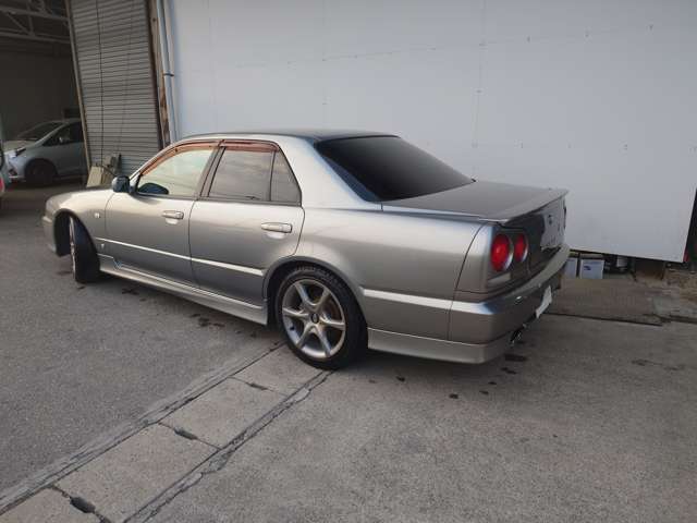 2001 Nissan Skyline – thumbnail 4