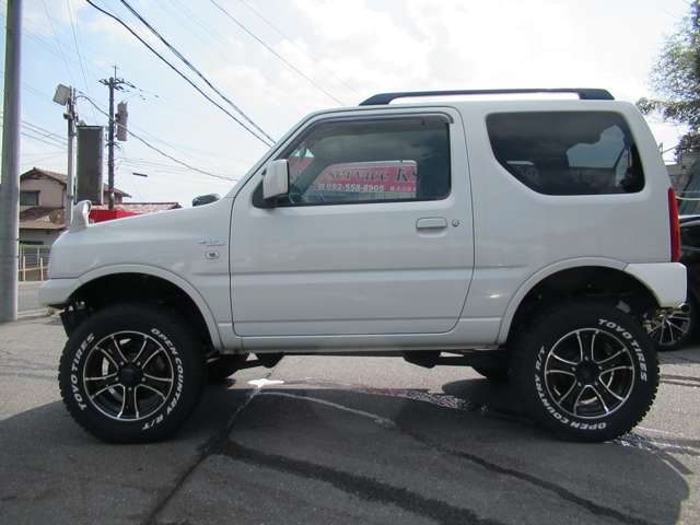 2006 Suzuki Jimny – thumbnail 4