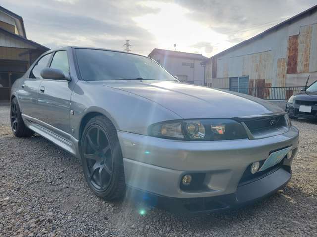 1998 Nissan Skyline GT-R Sedan – thumbnail 4