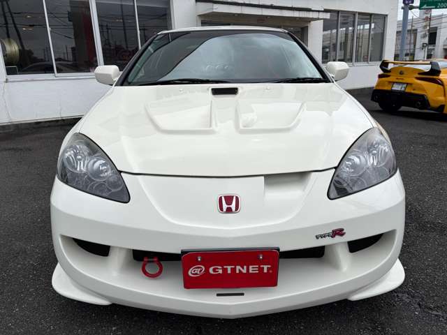 2004 Honda Integra Type R – thumbnail 2