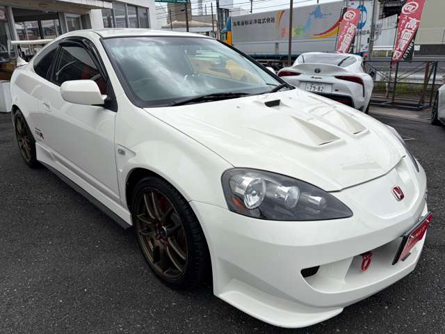 2004 Honda Integra Type R – thumbnail 3
