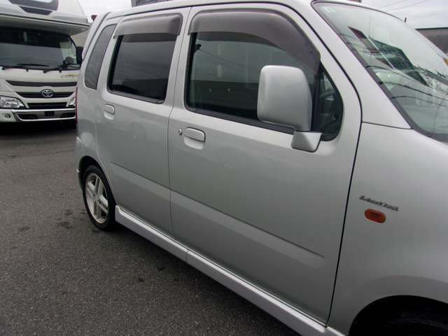 2001 Suzuki Wagon R – thumbnail 4
