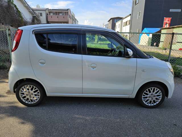 2010 Nissan Moco – thumbnail 4