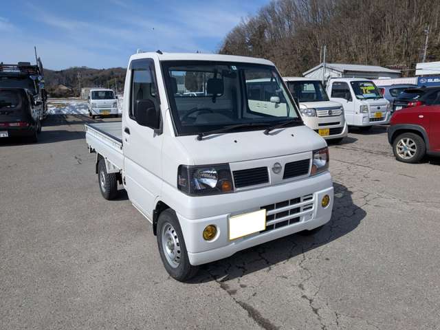 2009 Nissan Clipper Truck – thumbnail 3