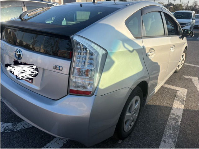 2010 Toyota Prius – thumbnail 4