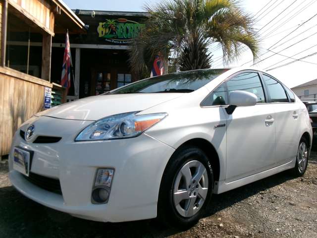 2010 Toyota Prius – thumbnail 3