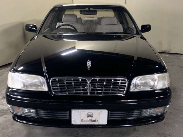 1996 Nissan Cedric – thumbnail 2