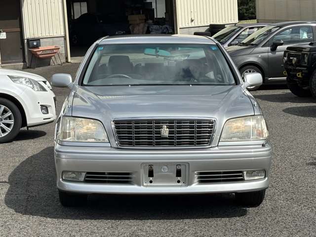 2000 Toyota Crown Royal – thumbnail 2