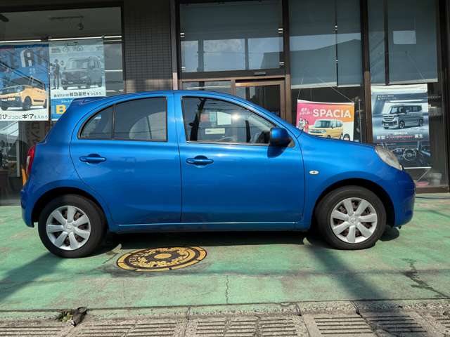 2010 Nissan March – thumbnail 3