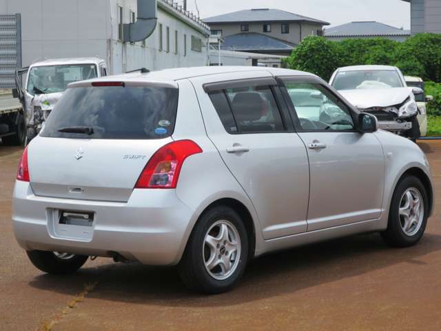 2007 Suzuki Swift – thumbnail 3