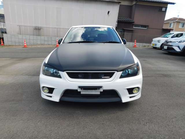 2000 Toyota Altezza – thumbnail 2