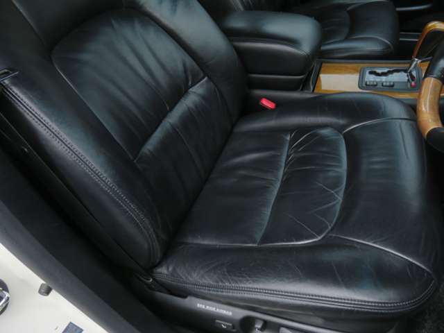 1999 Toyota Celsior – thumbnail 3