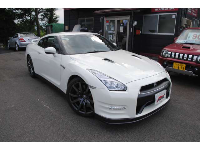 2007 Nissan GT-R – thumbnail 2