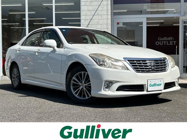 2010 Toyota Crown Royal