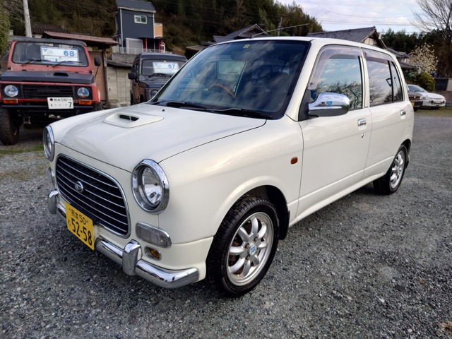 2000 Daihatsu Mira Gino