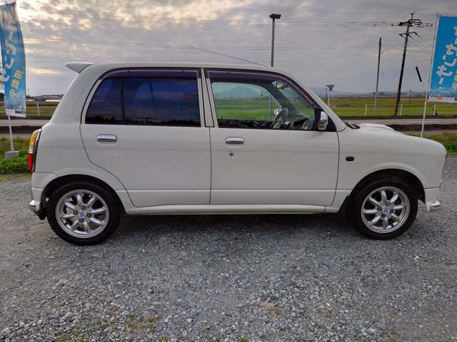 2000 Daihatsu Mira Gino – thumbnail 4