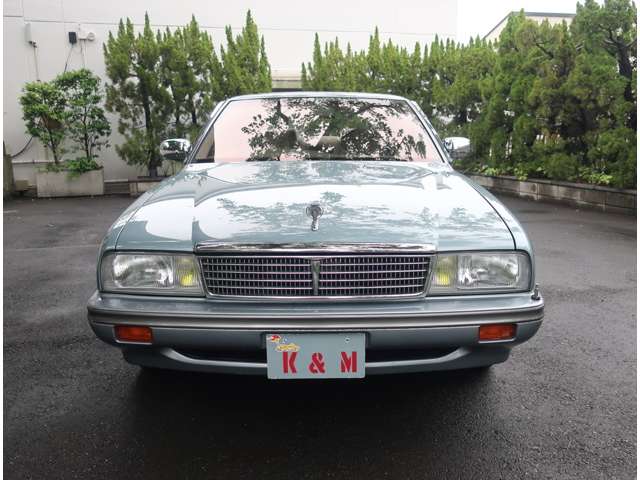 1990 Nissan Cima – thumbnail 4
