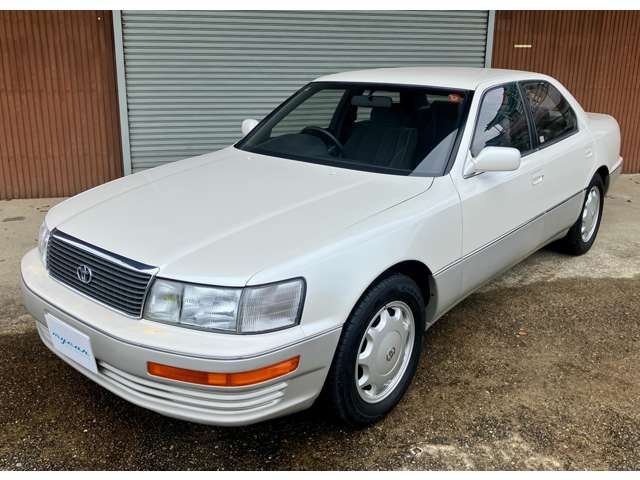 1992 Toyota Celsior – thumbnail 2