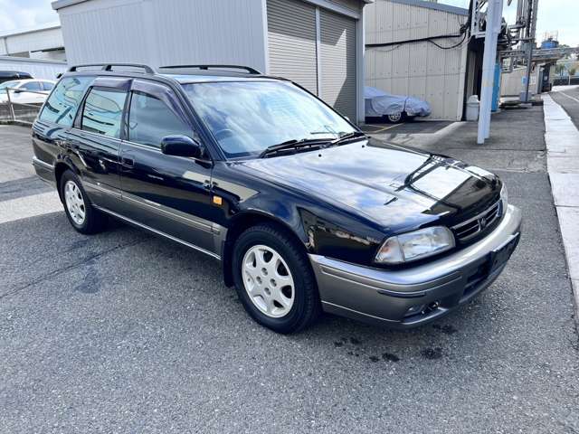 1997 Nissan Avenir – thumbnail 3