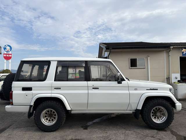 1995 Toyota Land Cruiser Prado – thumbnail 4