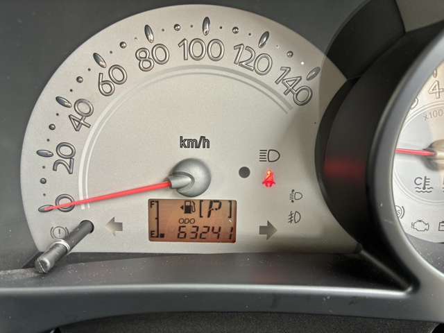 2006 Daihatsu Mira Gino – thumbnail 4