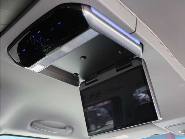 2007 Honda Elysion – thumbnail 4