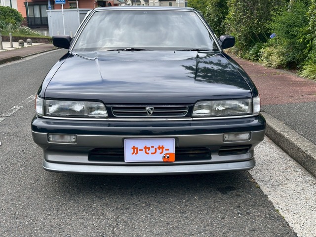 1990 Nissan Leopard – thumbnail 3