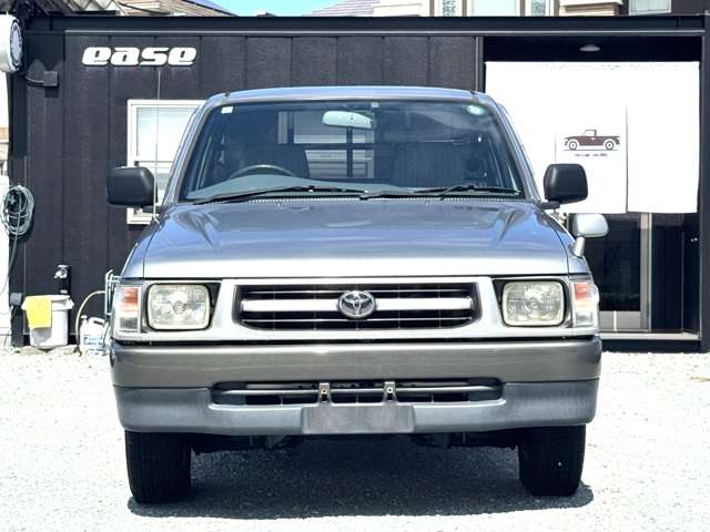 2003 Toyota Hilux – thumbnail 3
