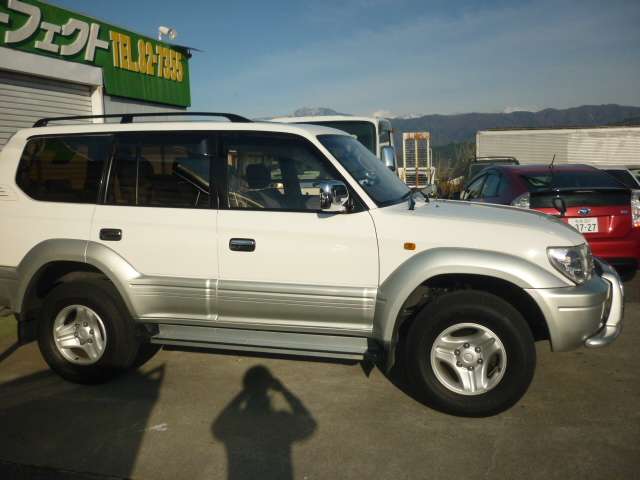 2001 Toyota Land Cruiser Prado – thumbnail 3