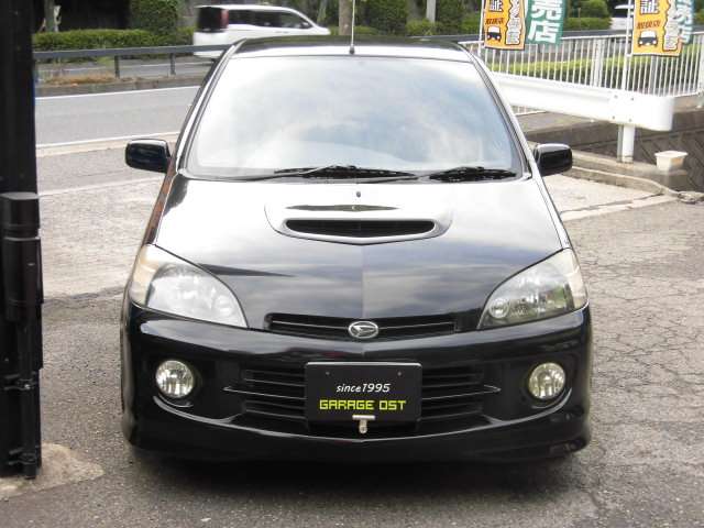 2000 Daihatsu YRV – thumbnail 2