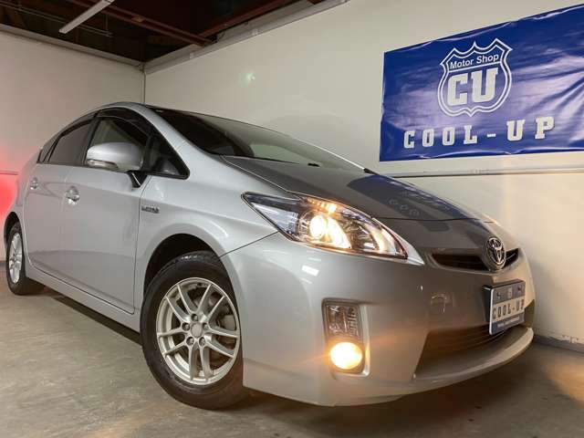 2010 Toyota Prius – thumbnail 2