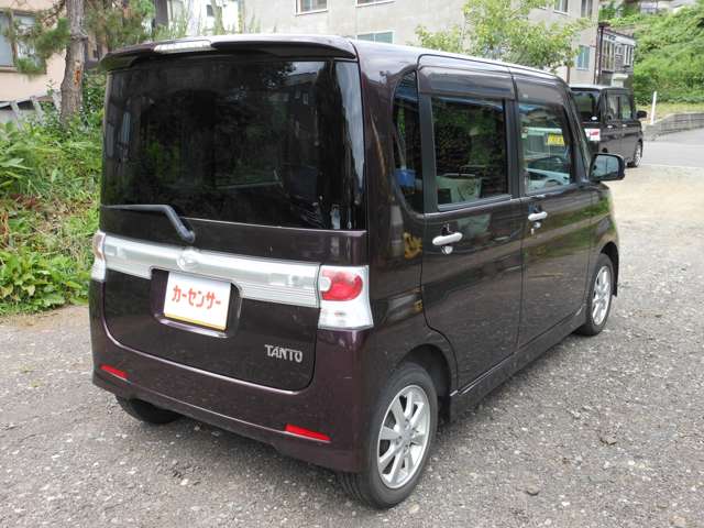 2008 Daihatsu Tanto – thumbnail 4