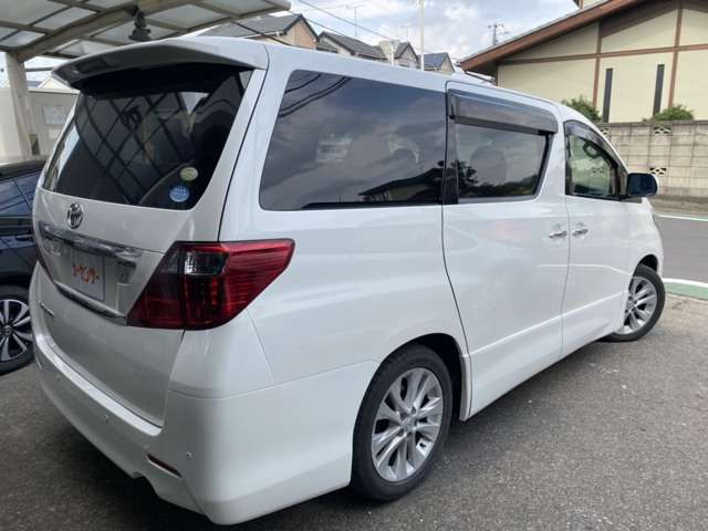 2008 Toyota Alphard – thumbnail 2