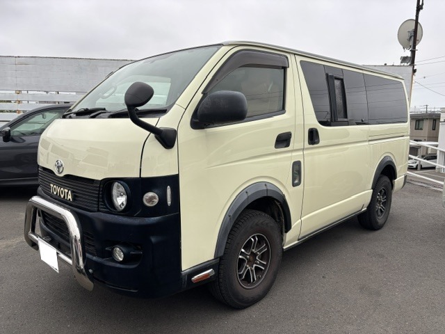 2006 Toyota Hiace