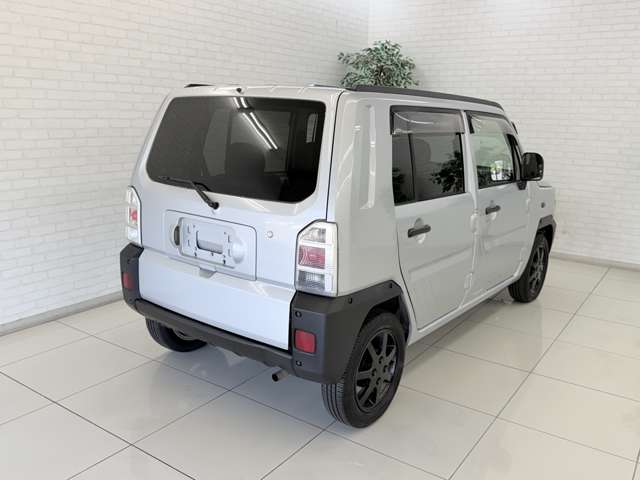 2002 Daihatsu Naked – thumbnail 3