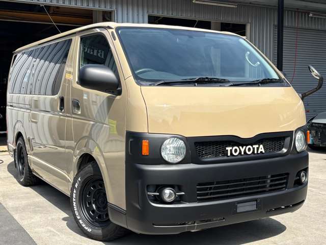 2006 Toyota Hiace – thumbnail 4