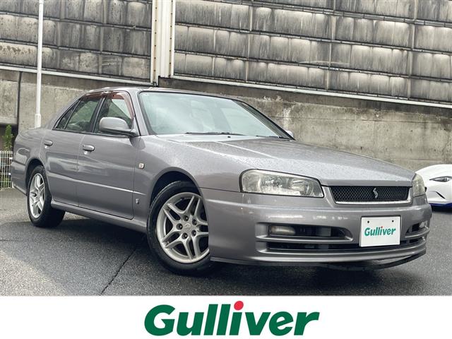 2000 Nissan Skyline