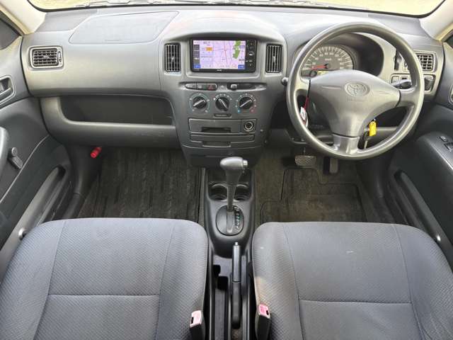 2010 Toyota Probox Van – thumbnail 2