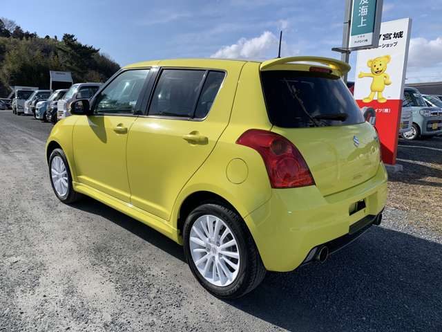 2008 Suzuki Swift – thumbnail 3