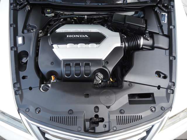 2011 Honda Legend – thumbnail 2