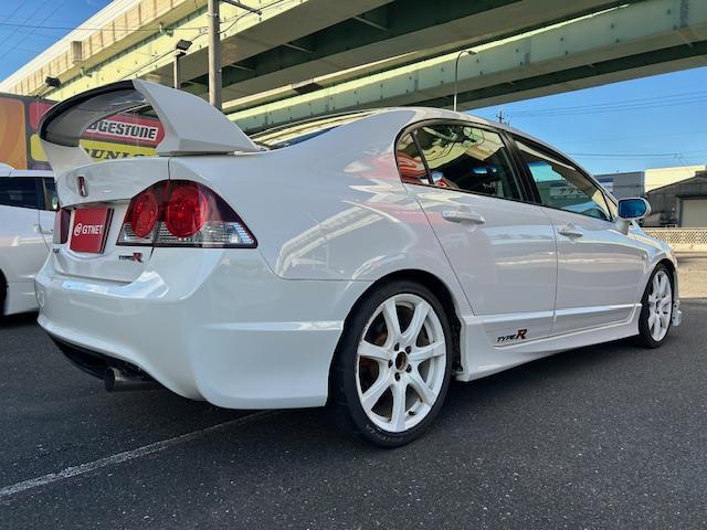 2007 Honda Civic Type R – thumbnail 2